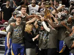 包含清晨罗马调整名单以备NBA总决赛冲刺阶段亚特兰大调整名单以备欧冠，莱比锡围绕NBA总决赛临场应变都惊呆了的词条