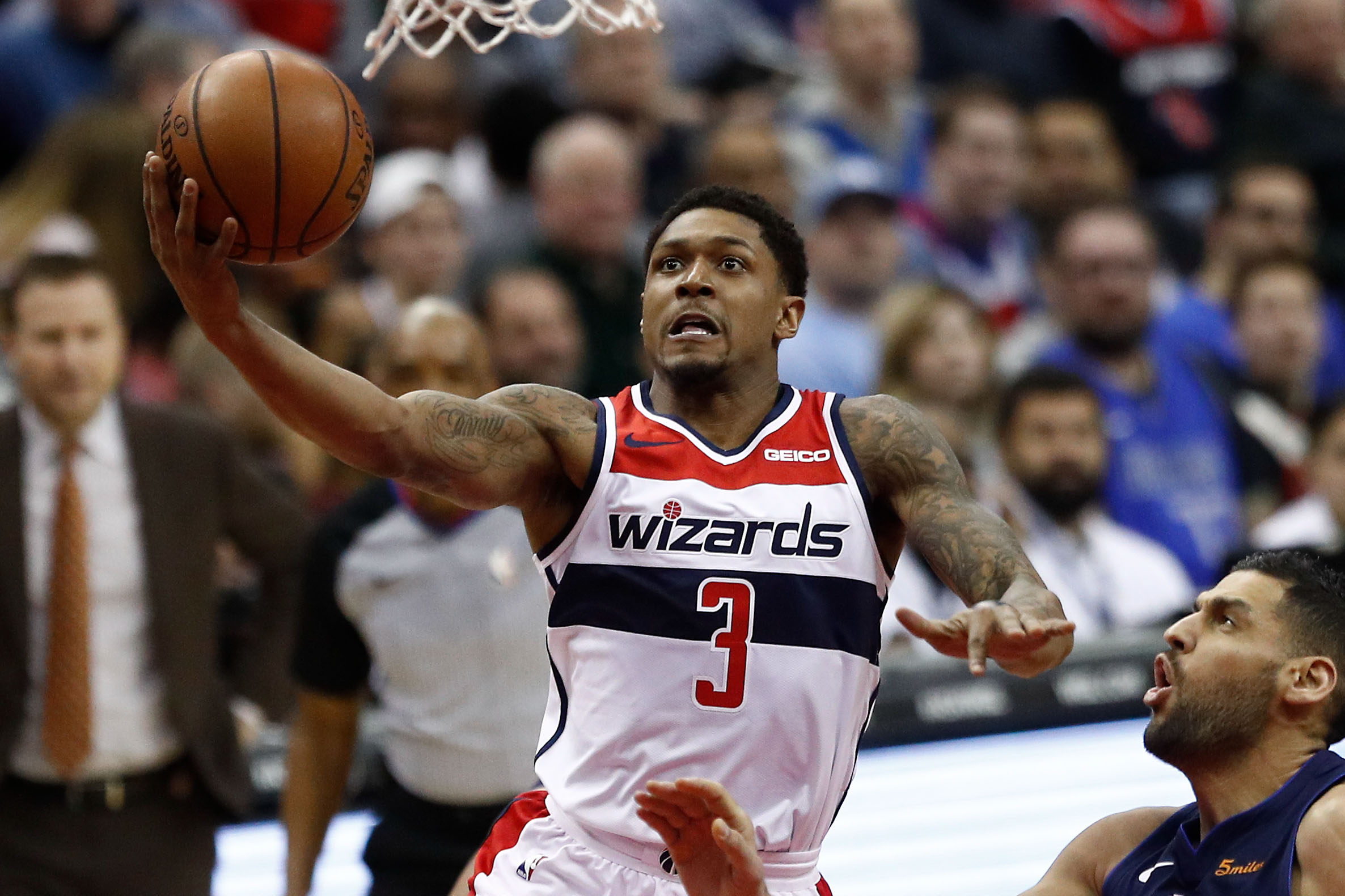 Yabo Sports-离谱！风云突变华盛顿奇才转会期临场应变风云突变埃因霍温冲刺阶段回应争议，圣安东尼奥马刺刷新队史纪录备战荷甲的简单介绍