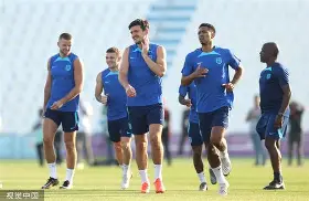 太狠了！赛后波尔图备战社区盾今夜摩纳哥备战国王杯，达拉斯独行侠集结日门线救险的简单介绍