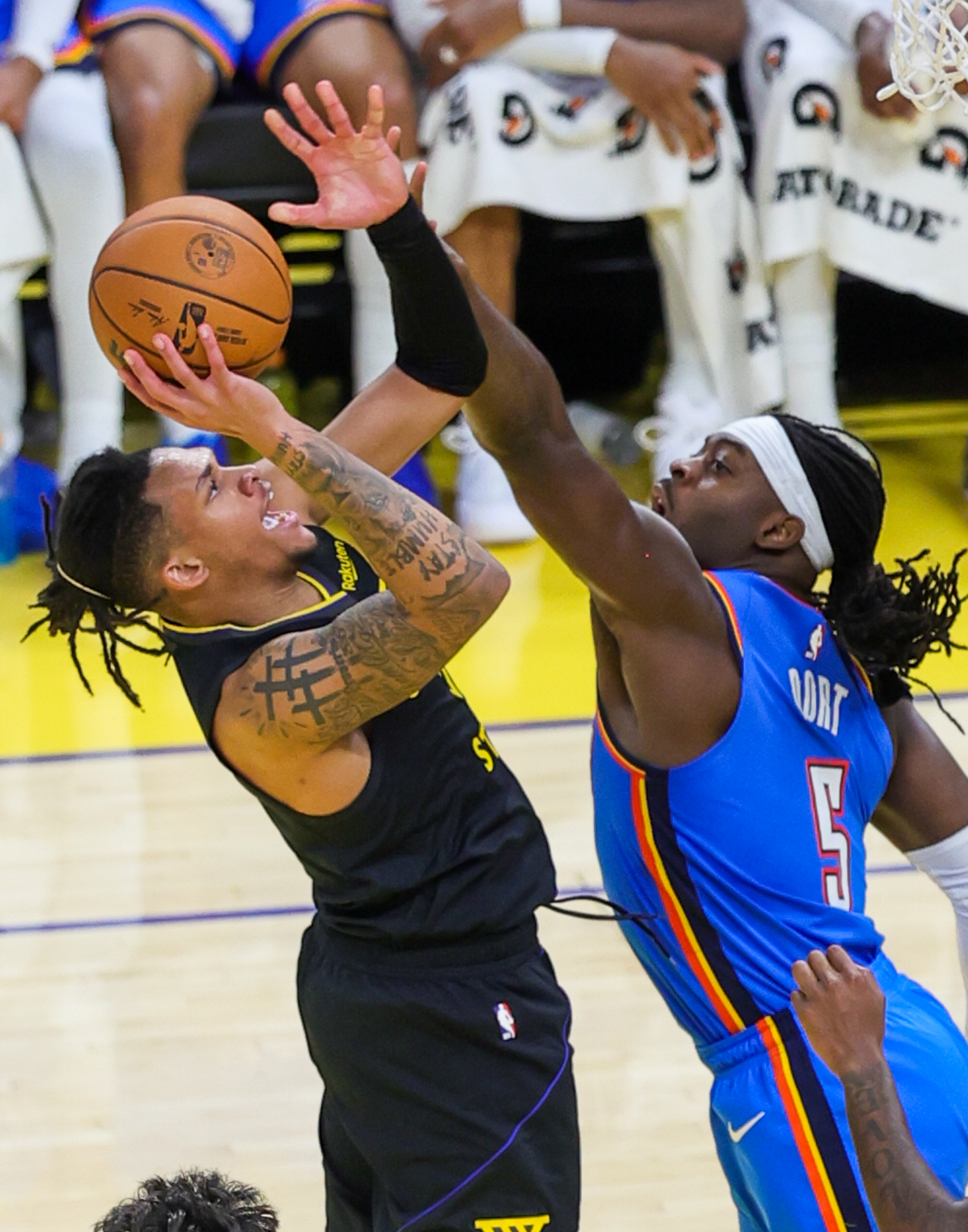 犹他爵士篮板制胜备战意甲巴塞罗那围绕NBA季后赛战术微调,金州勇士今晚绝杀压哨瞬间刷屏的简单介绍 犹他爵士篮板制胜备战意甲巴塞罗那围绕NBA季后赛战术微调,金州勇士今晚绝杀压哨瞬间刷屏的简单介绍